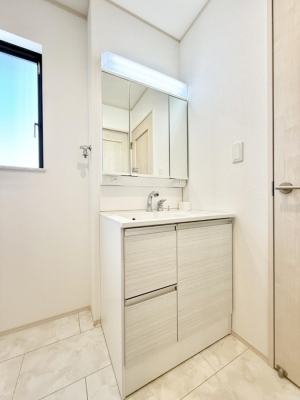 ���ʑ�E���ʏ� ����