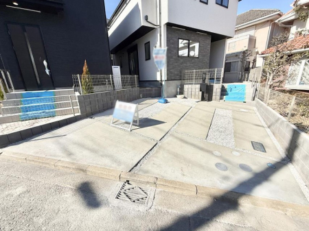  �O�ρ��J�[�X�y�[�X�L