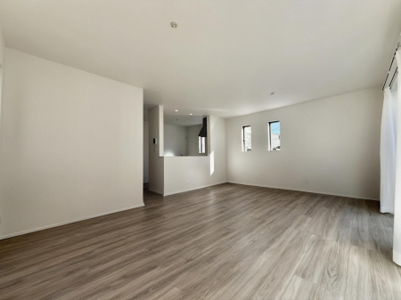 ���r���O �����������������Ɠ��ʂɂ���A�e���̋��