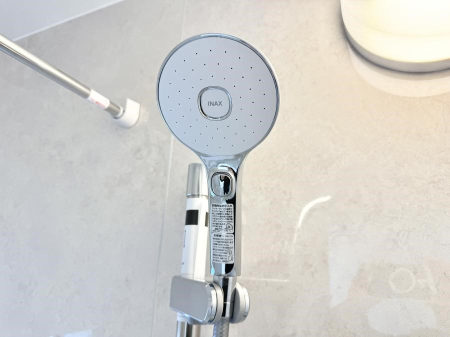 ���̑����� �ݔ����킴�킴�V�����[�����̃��o�[�܂Ŏ��L�΂��K�v���Ȃ��A�ȒP�Ɏ~���ł���