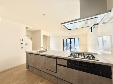 �L�b�`�� �������V���v���Ŕ������S�n�悢���Ԃ𐶂ރL�b�`�����