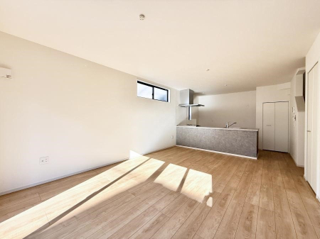 ���r���O ���������C�ɓ���̏ꏊ�ŁA�̂�т�Ƃ������Ԃ�