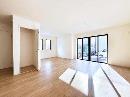 ���̑����� �������Ƒ��̏Ί炪���ӂ��A���났�̋��