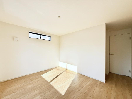 �q������ �������v���C�x�[�g��ԂƂ��ĐÂ��ŗ�������������񋟂��Ă���܂�