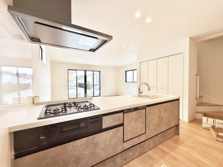 �L�b�`�� �������Ƒ����J��[�߂�A������̂���L�b�`��