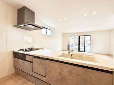 �L�b�`�� ���������y���݂ƐH�ׂ�K����͂���L�b�`��