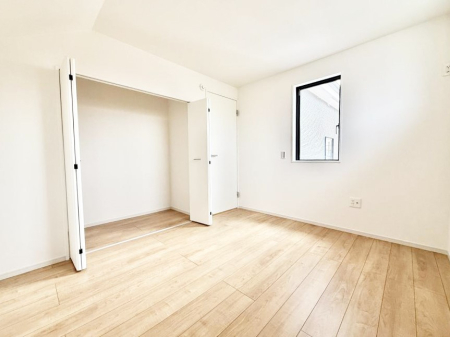 �Q�� ���������̔z�u��ʋC���̗ǂ��݌v�ŕ����̋�C�������炸�A��ɐV�N�ȋ�C������܂�