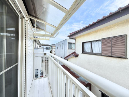 �o���R�j�[ ������ ���R��g�߂Ɋ�����A�J���I�ȃo���R�j�[