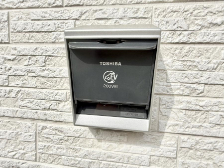 ���̑����� �ݔ�������ŊȒP�ɏ[�d�ł��A�G�R�ȃJ�[���C�t���T�|�[�g