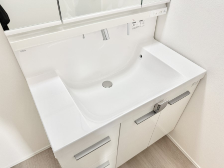 ���̑����� �ݔ����ׂ��������܂Ő􂢂₷���֗��ȃn���h�V�����[�t��