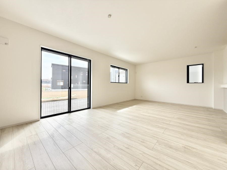 ���r���O ���������R�Ɖ�b�����܂��A�S�n�悢�ЂƂƂ�