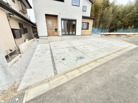  �O�ρ��J�[�X�y�[�X�L