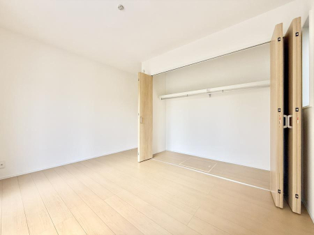 �Q�� ���������̔z�u��ʋC���̗ǂ��݌v�ŕ����̋�C�������炸�A��ɐV�N�ȋ�C������܂�