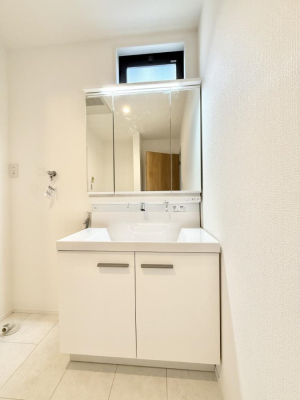 ���ʑ�E���ʏ� �������������Ő������̂�����ʏ�