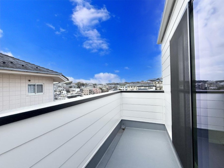 �o���R�j�[ ������ ��𒭂߂Ȃ���A�ق��ƈꑧ������ʂȋ��