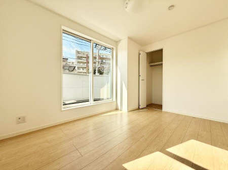 �Q�� ���������̔z�u��ʋC���̗ǂ��݌v�ŕ����̋�C�������炸�A��ɐV�N�ȋ�C������܂�