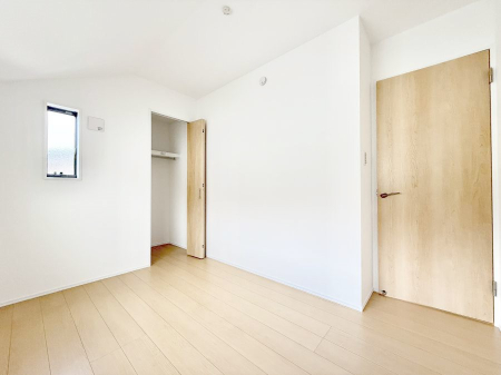 �q������ �������v���C�x�[�g��ԂƂ��ĐÂ��ŗ�������������񋟂��Ă���܂�