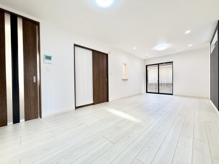 ���r���O ���������ƕ���������A�����b�N�X�ł�����