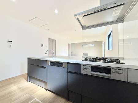 �L�b�`�� �������V���v���Ŕ������S�n�悢���Ԃ𐶂ރL�b�`�����