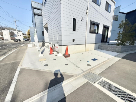  �O�ρ����K�Ȓ��ԃX�y�[�X�ň��S