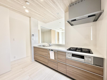 �L�b�`�� �������Ƒ����J��[�߂�A������̂���L�b�`��