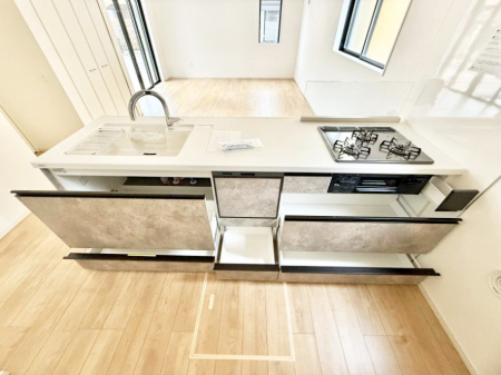 �L�b�`�� �������Ƒ����J��[�߂�A������̂���L�b�`��