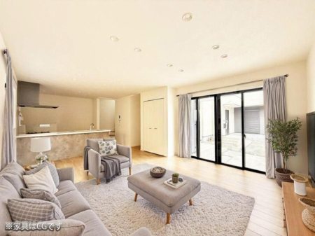 ���r���O ���������났�ƏΊ炪�W�܂�A�S���܂郊�r���O