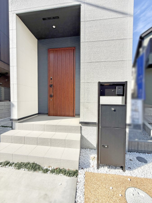 ���� �O�ρ� �V���v���Ŕ������A�Z�܂��̑���ۂ��ʂ錺�ւł�