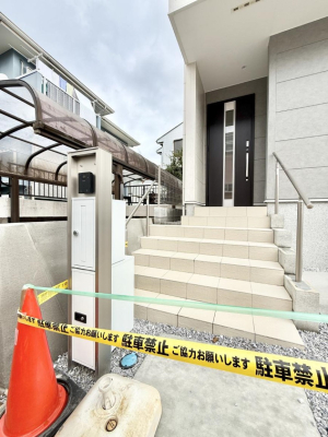 ���� �O�ρ� �V���v���Ŕ������A�Z�܂��̑���ۂ��ʂ錺�ւł�