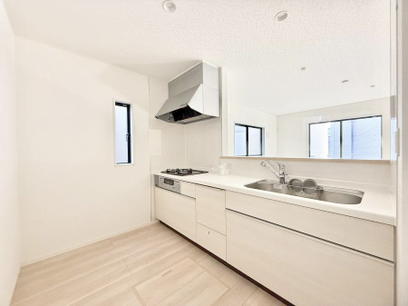 �L�b�`�� �������Ƒ��ƂȂ���A�R�~���j�P�[�V�����̏�