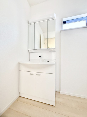 ���ʑ�E���ʏ� �������Ƒ��݂�Ȃ��g���₷���z�u�ł�