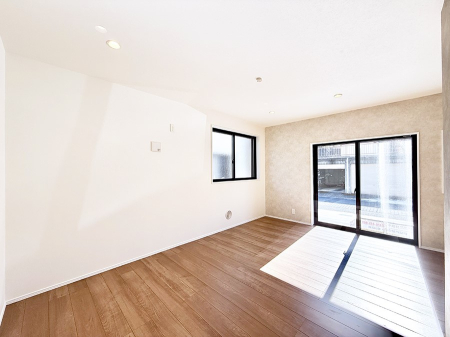 ���r���O ���������R�Ɖ�b�����܂��A�S�n�悢�ЂƂƂ�