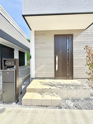 ���� �O�ρ� �V���v���Ŕ������A�Z�܂��̑���ۂ��ʂ錺�ւł�