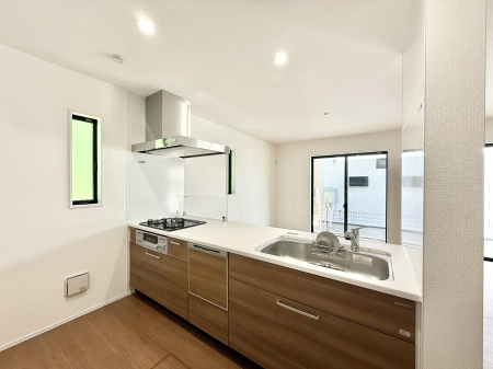 �L�b�`�� �������V���v���Ŕ������S�n�悢���Ԃ𐶂ރL�b�`�����