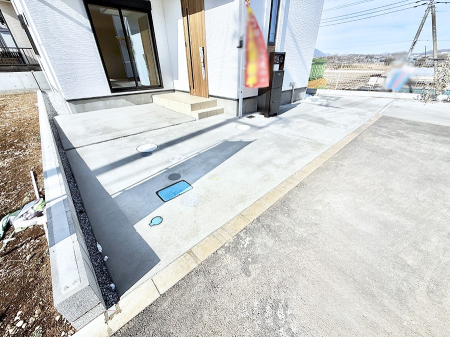  �O�ρ������̒��Ԃ����K��