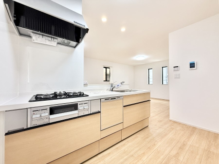 �L�b�`�� �������Ƒ����J��[�߂�A������̂���L�b�`��