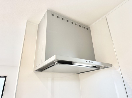 ���̑����� �ݔ����������̏��C����������C��ɗU������A�����I�ɔr�����ł��܂��B