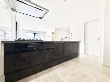 �L�b�`�� �������V���v���Ŕ������S�n�悢���Ԃ𐶂ރL�b�`�����