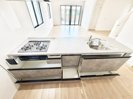 �L�b�`�� �������Ƒ����J��[�߂�A������̂���L�b�`��