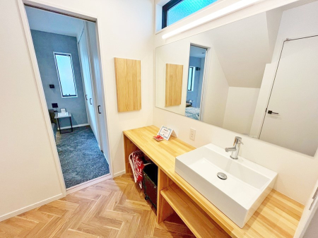 ���ʑ�E���ʏ� �������Ƒ��݂�Ȃ��g���₷���z�u�ł�