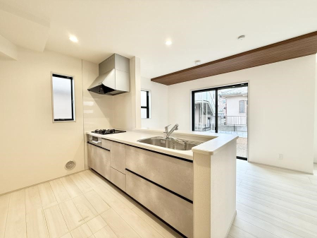 �L�b�`�� ����