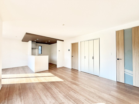 ���r���O �����������������Ɠ��ʂɂ���A�e���̋��