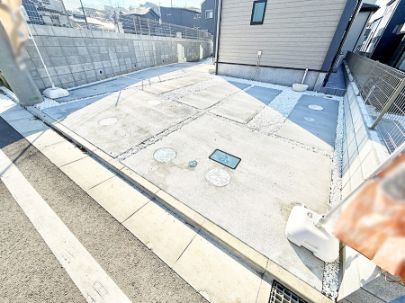  �O�ρ������̒��Ԃ����K��