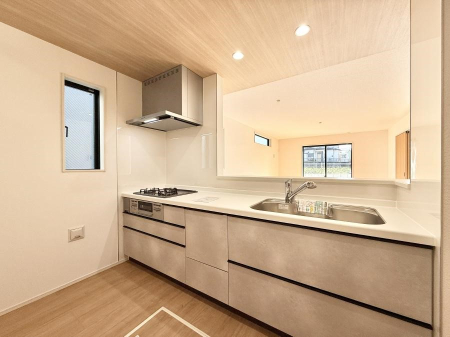 �L�b�`�� ���������y���݂ƐH�ׂ�K����͂���L�b�`��