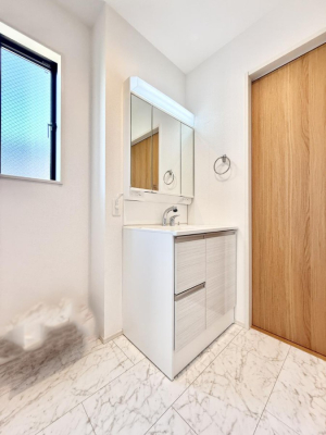 ���ʑ�E���ʏ� �������������Ő������̂�����ʏ�