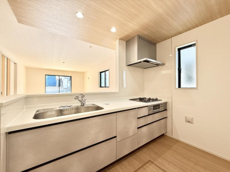 �L�b�`�� ���������y���݂ƐH�ׂ�K����͂���L�b�`��