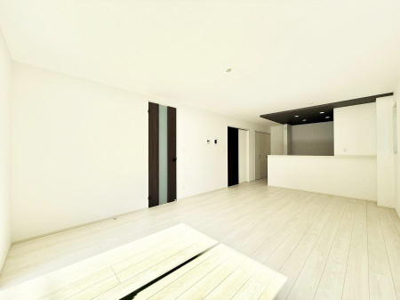 ���r���O ���������R�Ɖ�b�����܂��A�S�n�悢�ЂƂƂ�