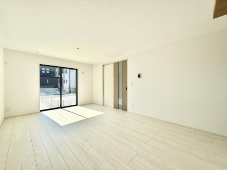 ���r���O ���������C�ɓ���̏ꏊ�ŁA�̂�т�Ƃ������Ԃ�