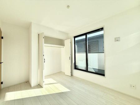 ���̑����� �������D��ŉ��₩�Ȏ��Ԃ��������