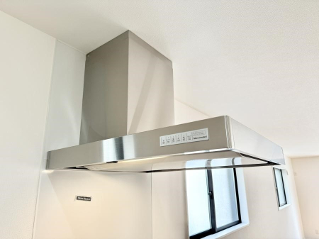 ���̑����� �ݔ����������̏��C����������C��ɗU������A�����I�ɔr�����ł��܂��B